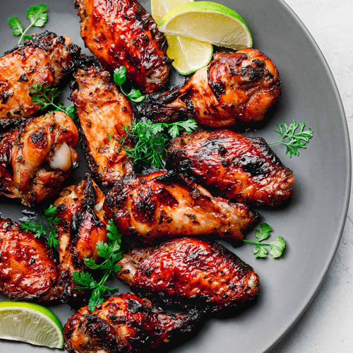 BBQ Chicken Wings Recipe - FoodieJunk