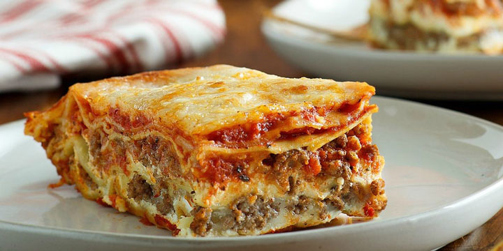 Best Lasagna Recipe - FoodieJunk
