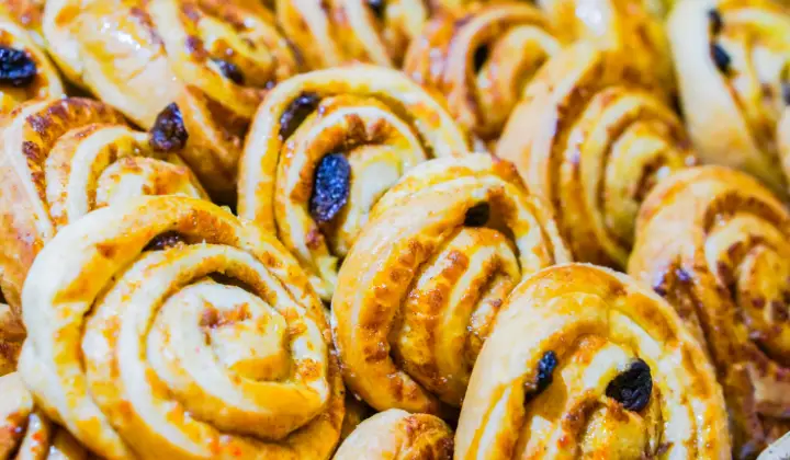 Knaus Berry Farm Cinnamon Rolls Recipe